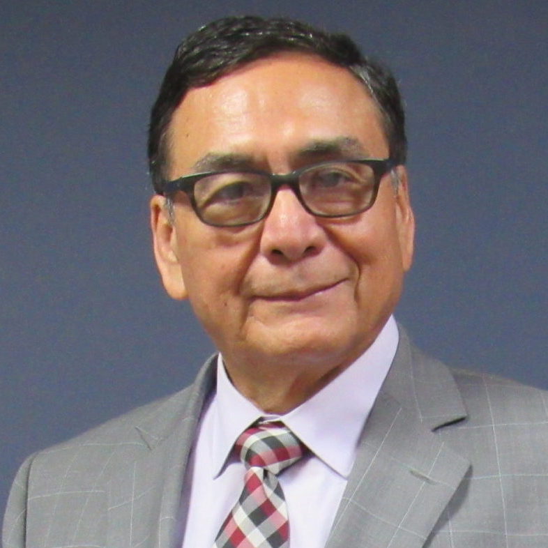 Dr. Miguel Álvarez